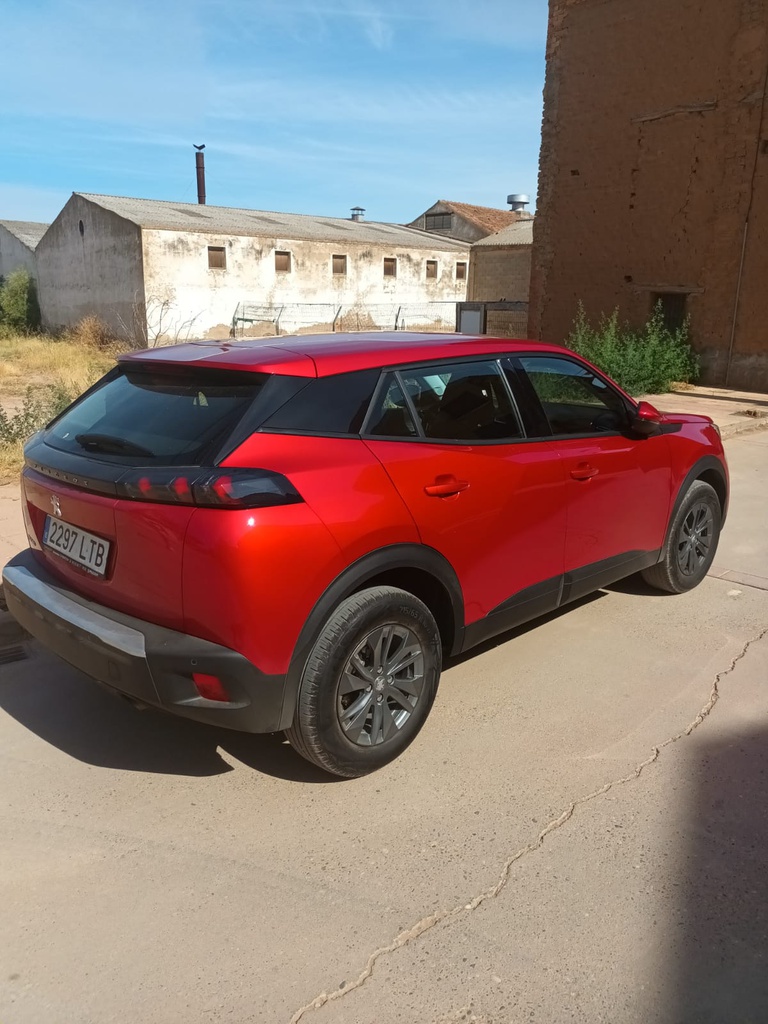 Peugeot 2008 Active 100cv Puretech | Rojo