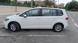 Renting Flexible 6 Meses | VW TOURAN 1.6TDI 110cv M6 7Plazas Monovolumen